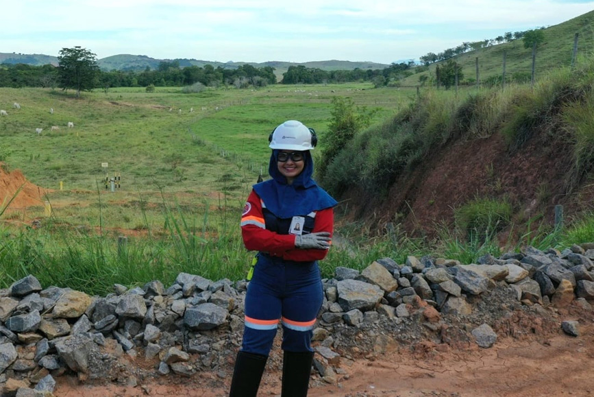 CARREIRAS NA MINERAÇÃO - ENGENHEIRA CIVIL